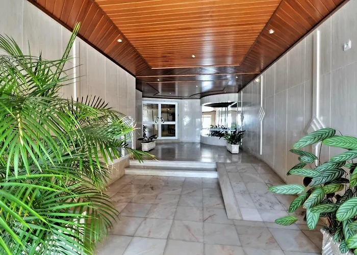 Апартаменты House *